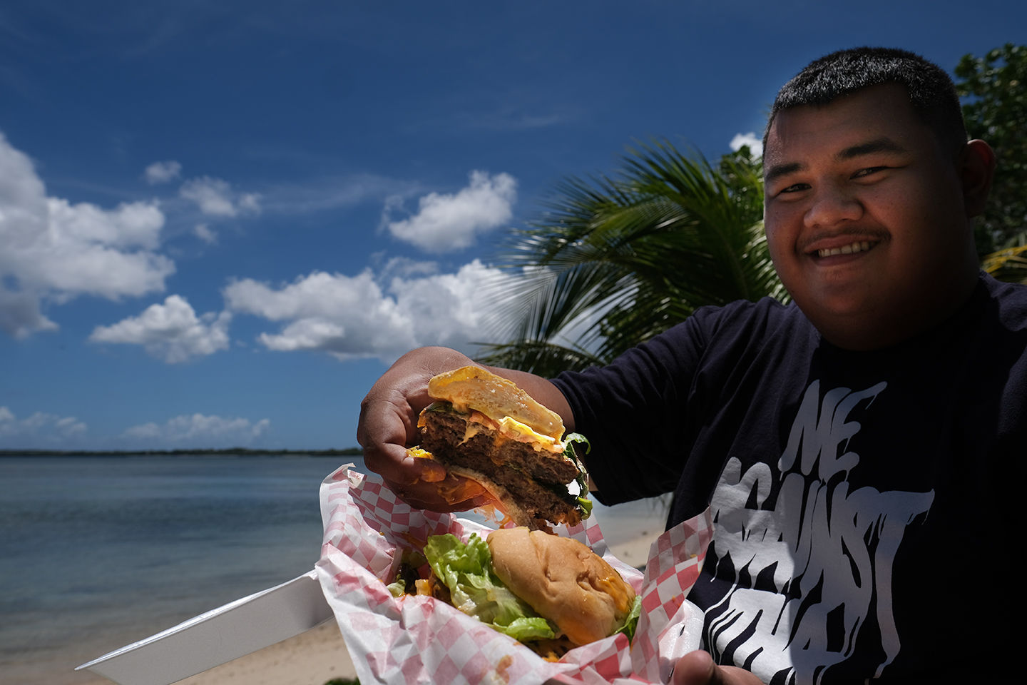 Father's dream lives on at Big Boy Burger Pit Stop